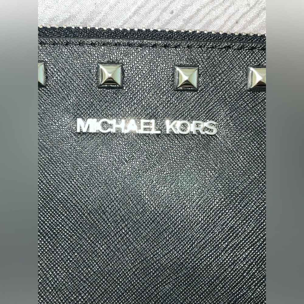 Michael Kors XL Zip Clutch Smooth Leather Signature Logo Checker Wristlet Black - Picture 11 of 11